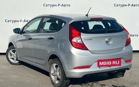 Hyundai Solaris II рестайлинг, 2014 год, 695 000 рублей, 4 фотография