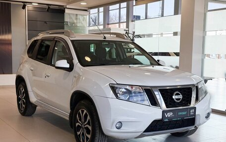 Nissan Terrano III, 2014 год, 1 137 000 рублей, 3 фотография