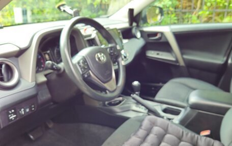 Toyota RAV4, 2017 год, 1 800 000 рублей, 7 фотография