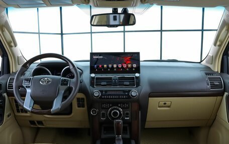 Toyota Land Cruiser Prado 150 рестайлинг 2, 2013 год, 3 990 000 рублей, 7 фотография