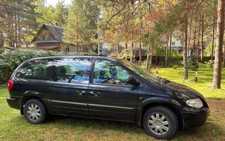 Chrysler Voyager IV, 2004 год, 850 000 рублей, 3 фотография