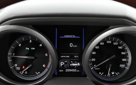 Toyota Land Cruiser Prado 150 рестайлинг 2, 2013 год, 3 990 000 рублей, 14 фотография