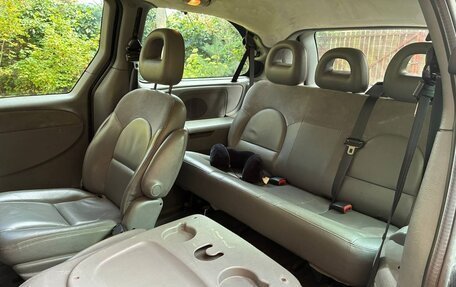 Chrysler Voyager IV, 2004 год, 850 000 рублей, 13 фотография