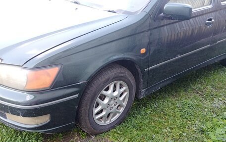 Toyota Vista, 1998 год, 400 000 рублей, 8 фотография