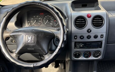 Peugeot Partner II рестайлинг 2, 2009 год, 420 000 рублей, 9 фотография