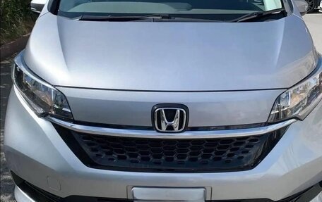 Honda Freed II, 2021 год, 1 340 000 рублей, 3 фотография