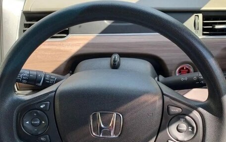 Honda Freed II, 2021 год, 1 340 000 рублей, 8 фотография