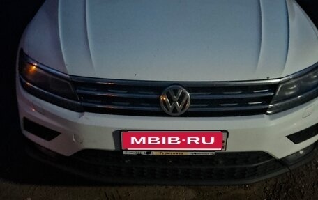 Volkswagen Tiguan II, 2020 год, 2 000 000 рублей, 7 фотография