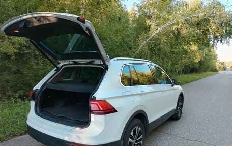 Volkswagen Tiguan II, 2020 год, 2 000 000 рублей, 21 фотография