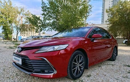 Toyota Camry, 2021 год, 3 150 000 рублей, 2 фотография
