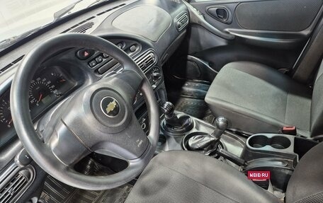 Chevrolet Niva I рестайлинг, 2016 год, 588 235 рублей, 14 фотография