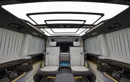 Mercedes-Benz V-Класс, 2026 год, 53 900 000 рублей, 3 фотография