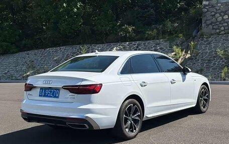 Audi A4, 2022 год, 2 600 000 рублей, 4 фотография