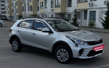 KIA Rio IV, 2021 год, 1 590 000 рублей, 2 фотография
