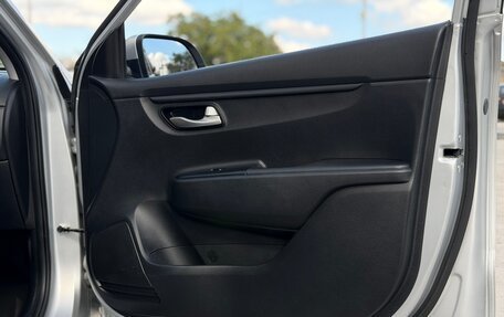 KIA Rio IV, 2021 год, 1 590 000 рублей, 15 фотография