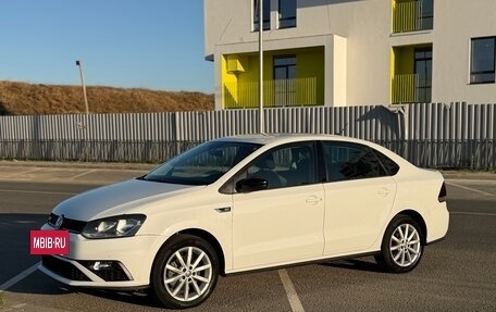 Volkswagen Polo VI (EU Market), 2017 год, 1 335 000 рублей, 2 фотография