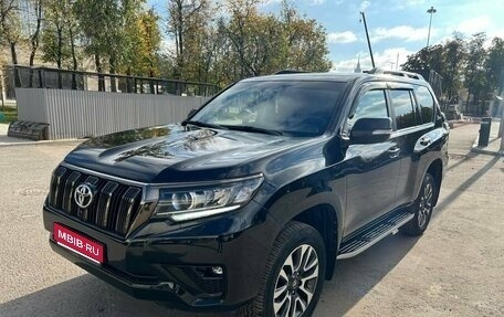 Toyota Land Cruiser Prado 150 рестайлинг 2, 2022 год, 6 000 000 рублей, 1 фотография