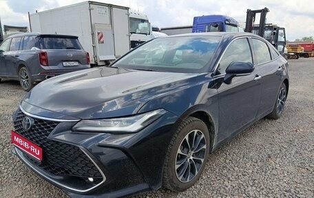 Toyota Avalon, 2022 год, 3 700 000 рублей, 1 фотография