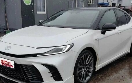 Toyota Camry, 2024 год, 4 200 000 рублей, 1 фотография