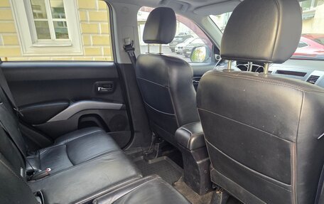 Mitsubishi Outlander III рестайлинг 3, 2008 год, 824 000 рублей, 18 фотография