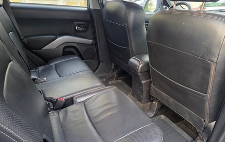 Mitsubishi Outlander III рестайлинг 3, 2008 год, 824 000 рублей, 19 фотография