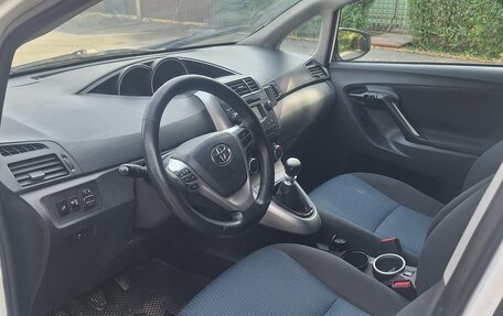 Toyota Verso I, 2013 год, 720 000 рублей, 7 фотография