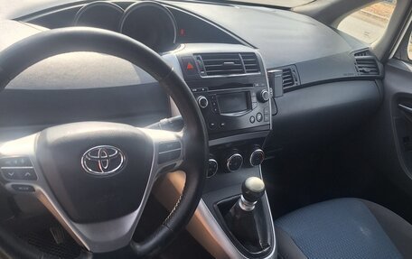 Toyota Verso I, 2013 год, 720 000 рублей, 8 фотография
