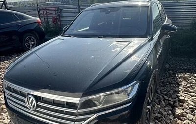 Volkswagen Touareg III, 2019 год, 4 600 000 рублей, 1 фотография