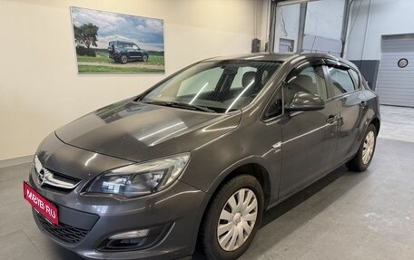 Opel Astra J, 2014 год, 749 000 рублей, 1 фотография