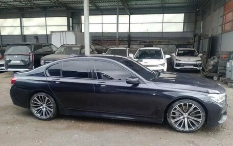 BMW 7 серия, 2018 год, 3 950 000 рублей, 4 фотография