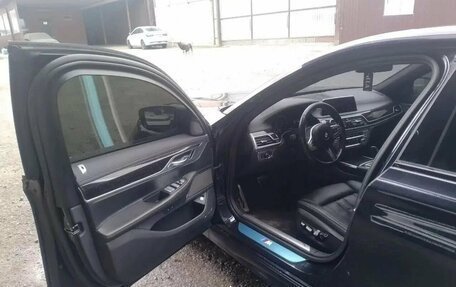 BMW 7 серия, 2018 год, 3 950 000 рублей, 11 фотография