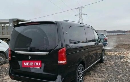 Mercedes-Benz V-Класс, 2023 год, 11 300 000 рублей, 6 фотография
