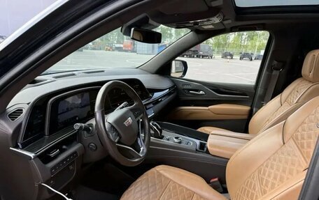 Cadillac Escalade V, 2021 год, 8 900 000 рублей, 9 фотография