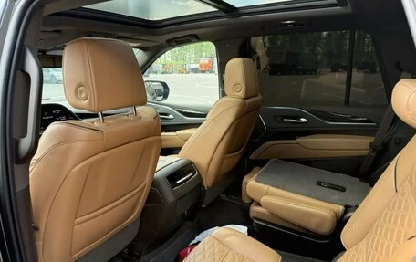 Cadillac Escalade V, 2021 год, 8 900 000 рублей, 11 фотография