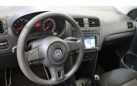 Volkswagen Polo VI (EU Market), 2011 год, 524 000 рублей, 6 фотография