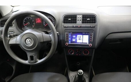 Volkswagen Polo VI (EU Market), 2011 год, 524 000 рублей, 9 фотография