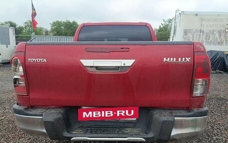 Toyota Hilux VIII, 2018 год, 3 700 000 рублей, 5 фотография