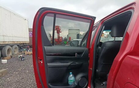 Toyota Hilux VIII, 2018 год, 3 700 000 рублей, 18 фотография