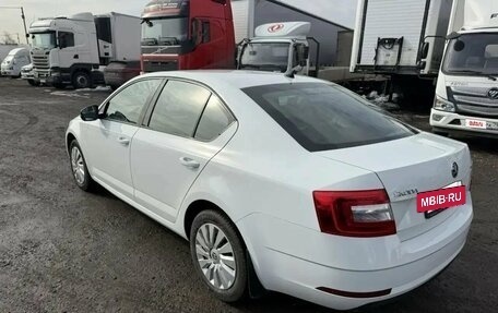 Skoda Octavia, 2019 год, 1 750 000 рублей, 8 фотография