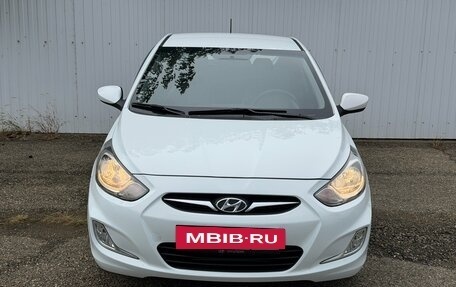 Hyundai Solaris II рестайлинг, 2013 год, 799 999 рублей, 2 фотография