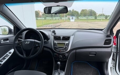 Hyundai Solaris II рестайлинг, 2013 год, 799 999 рублей, 11 фотография