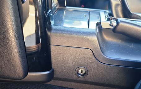 Toyota Land Cruiser Prado 150 рестайлинг 2, 2014 год, 3 000 000 рублей, 13 фотография