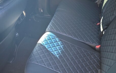 Toyota Land Cruiser Prado 150 рестайлинг 2, 2014 год, 3 000 000 рублей, 8 фотография