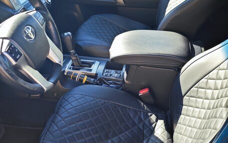Toyota Land Cruiser Prado 150 рестайлинг 2, 2014 год, 3 000 000 рублей, 7 фотография