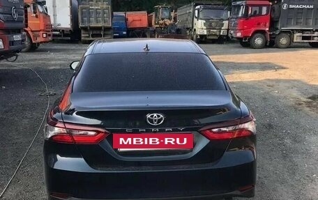 Toyota Camry, 2021 год, 2 300 000 рублей, 6 фотография