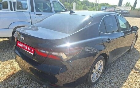 Toyota Camry, 2021 год, 2 300 000 рублей, 7 фотография