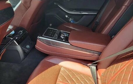Audi A8, 2018 год, 4 500 000 рублей, 9 фотография