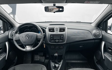Renault Logan II, 2017 год, 999 000 рублей, 7 фотография