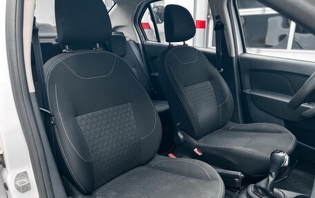 Renault Logan II, 2017 год, 999 000 рублей, 16 фотография