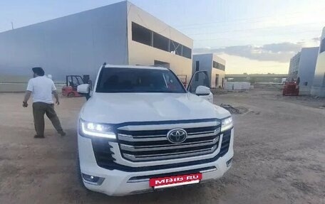 Toyota Land Cruiser, 2023 год, 10 900 000 рублей, 2 фотография